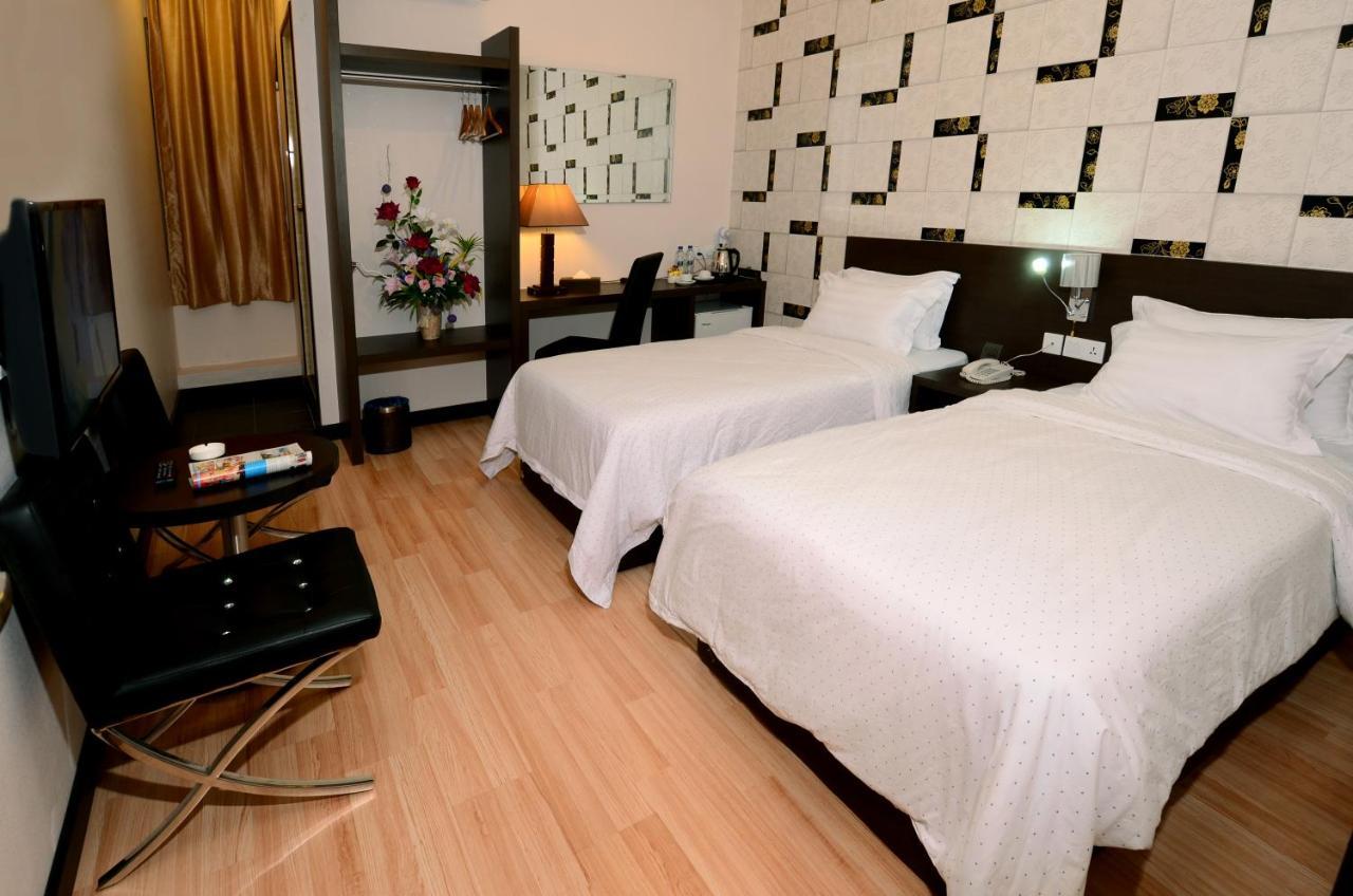 Hotel Tebrau Ct Τζόχορ Μπάχρου Εξωτερικό φωτογραφία