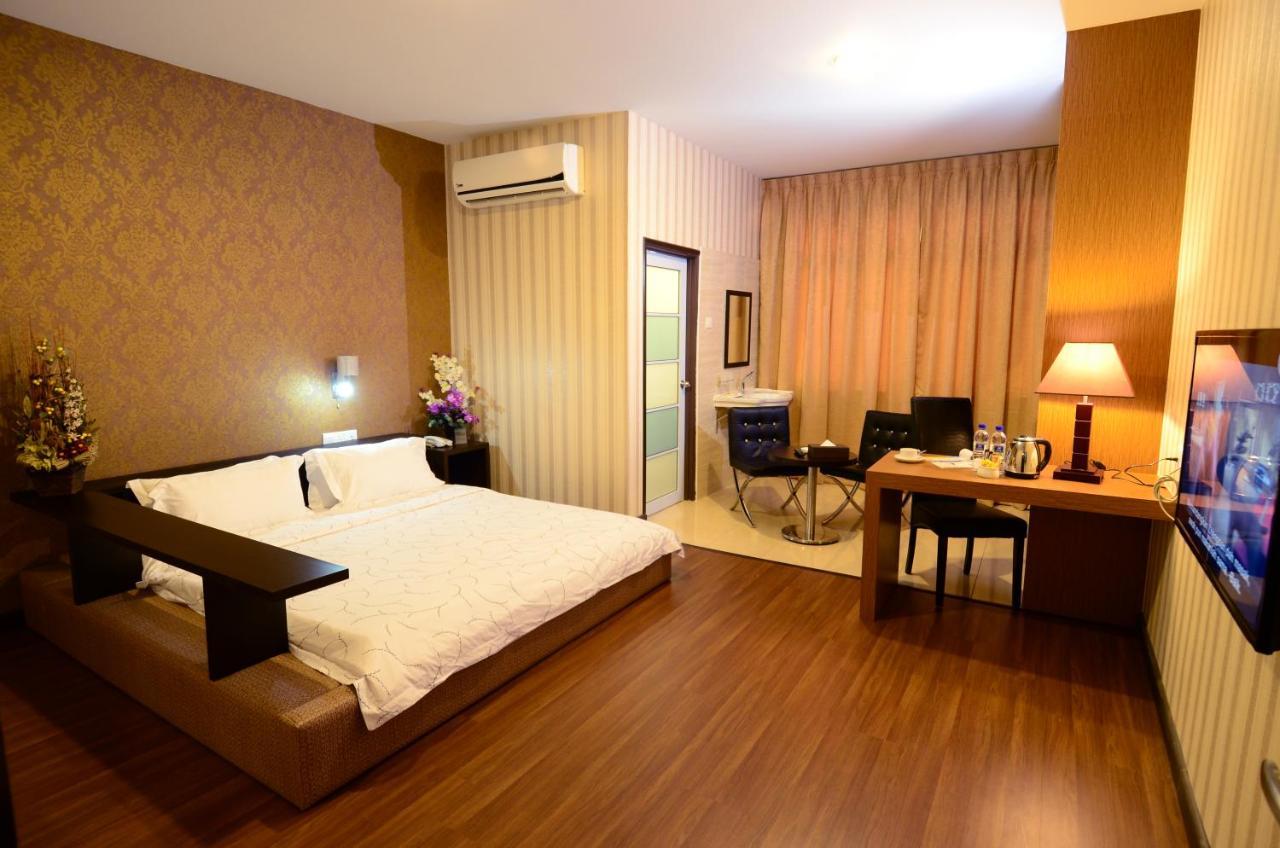 Hotel Tebrau Ct Τζόχορ Μπάχρου Εξωτερικό φωτογραφία