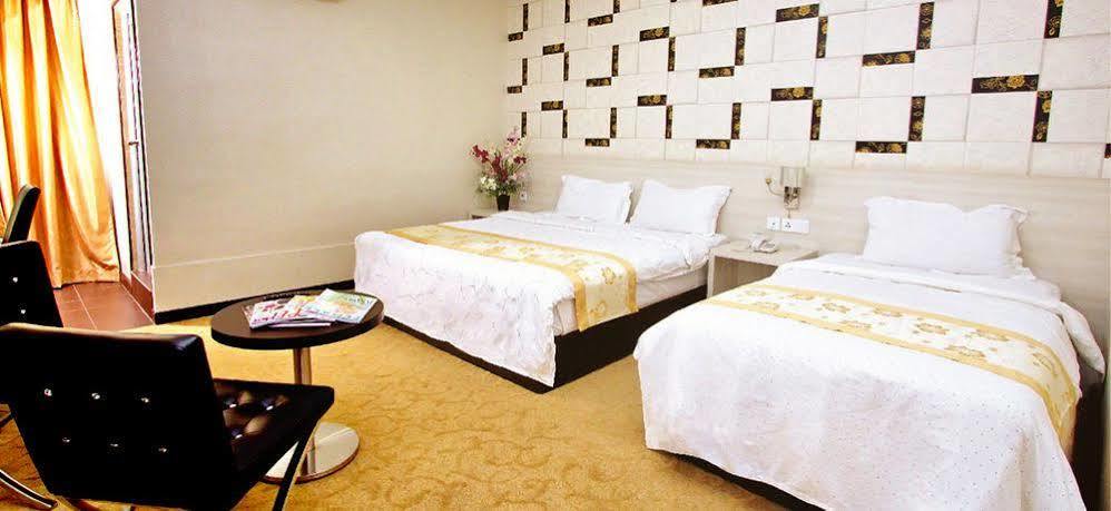 Hotel Tebrau Ct Τζόχορ Μπάχρου Εξωτερικό φωτογραφία